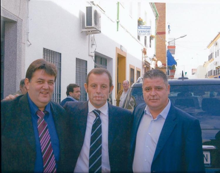 Javier Martínez con Sandro Rosell