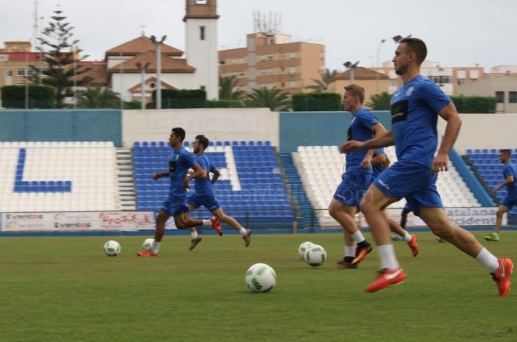 Unión Deportiva Melilla: Trabajo regenerativo y compensatorio para comenzar la semana