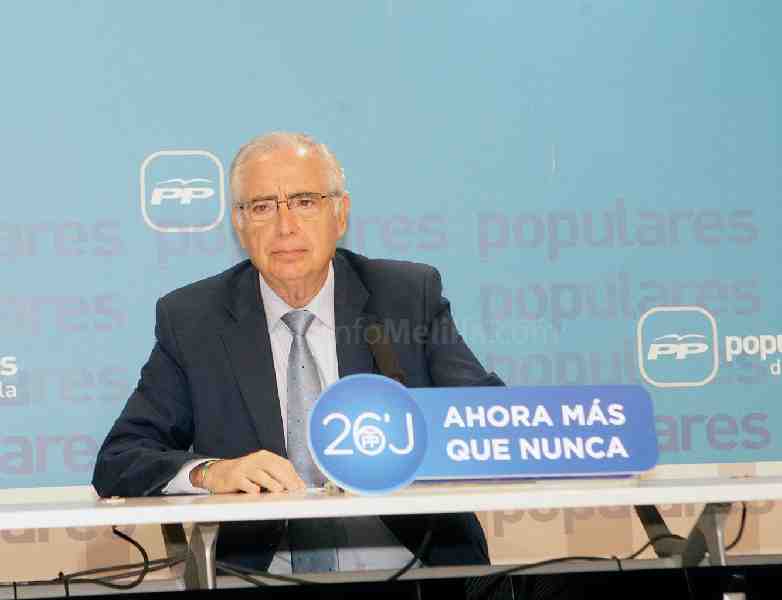 Imbroda asegura que la entrada de Melilla en la Unión Aduanera afectaría al "comercio atípico"