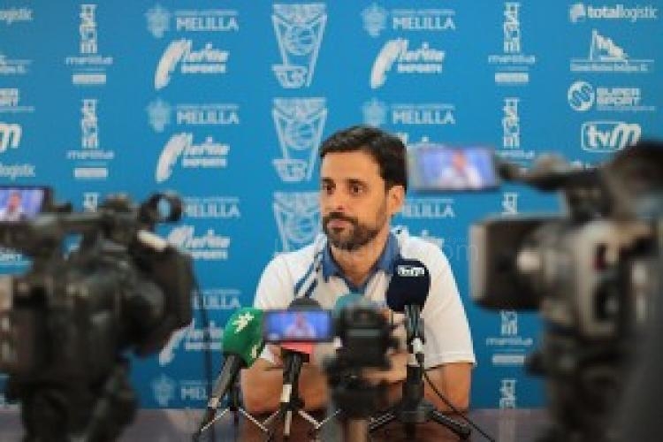 Alejandro Alcoba (Técnico CB Melilla): “Peixegalego es un rival engañoso"