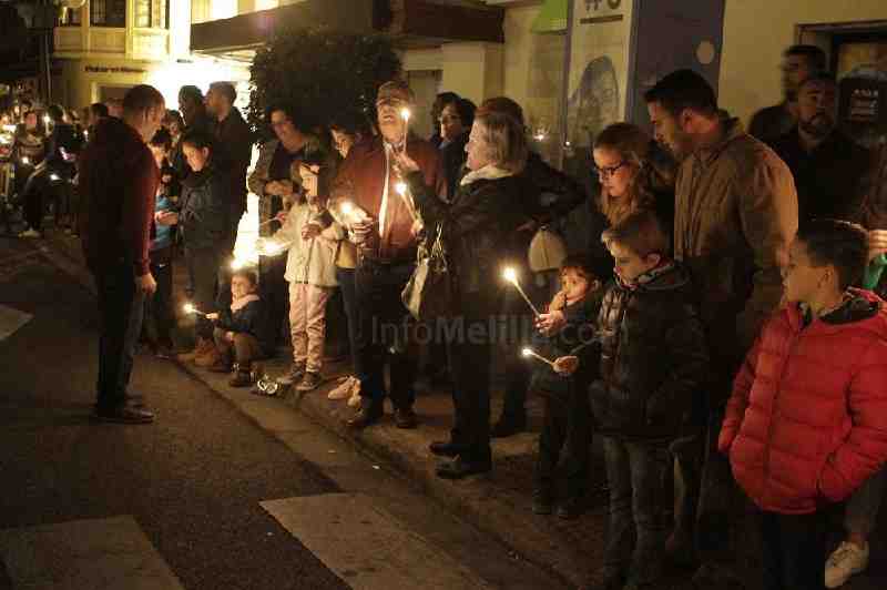 La sobriedad y la oración inundan las calles de Melilla en la noche del Jueves Santo