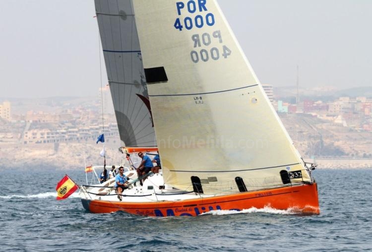 Las Olas y el viento juez y parte de los nuevos campeones de la Semana Náutica y la Copa de España Zona Sur