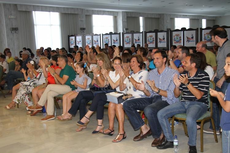 Deporte/Cultura: Enrique Soler y La Salle, finalistas de "La Escuela a toda vela"