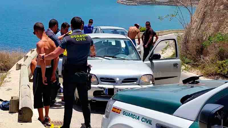 Cuatro detenidos por apuñalar a 2 menores inmigrantes y por varios robos consecutivos