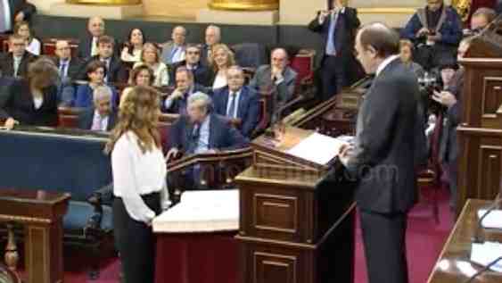 Los parlamentarios melillenses juran acatar la constitución en el acto de formación de las nuevas Cortes Generales