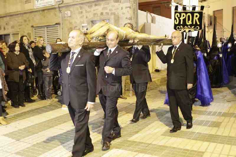 La sobriedad y la oración inundan las calles de Melilla en la noche del Jueves Santo