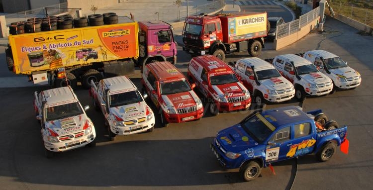 El equipo "Ciudad de Melilla" listo para participar en el Dakar 2009