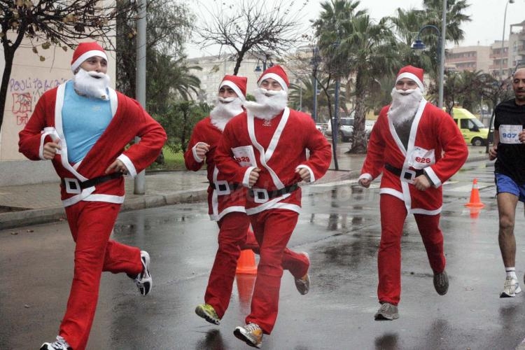 Ambiente navideño en la carrera de Navidad 2008
