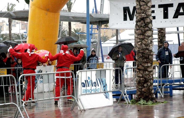 Ambiente navideño en la carrera de Navidad 2008