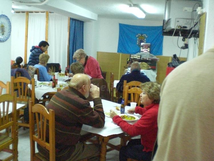 La Casa de Melilla en Almería, celebra una nueva edición de su “Guiso del Mes”