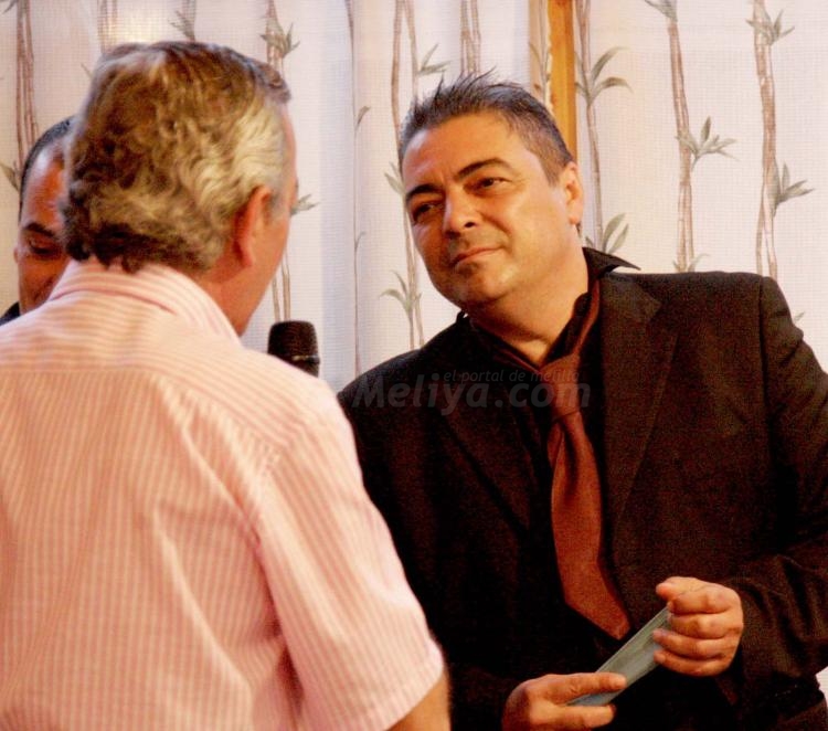 Canales es entrevistado por Televisión Melilla.