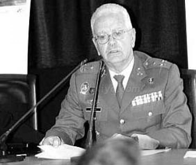 General Ramos: "Luis Noval era tan valiente que no supo morir de otra forma"