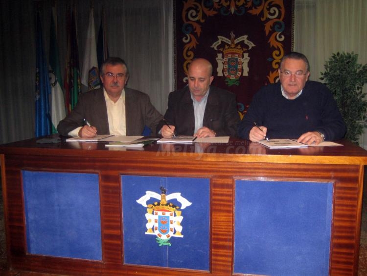 La Casa de Melilla en Málaga firma el acuerdo de colaboración con la Academia de las Artes y las Letras