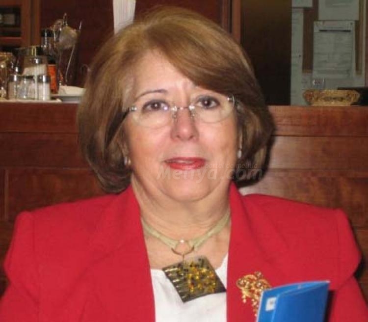Encarna León.