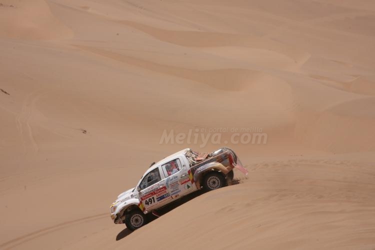 El equipo Ciudad de Melilla en el Dakar, a tres etápas de cumplir su objetivo