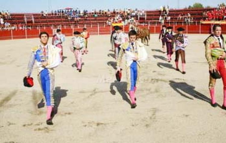Antonio Criado 'El Goy' toca la gloria en el cielo gris de la toledana localidad de Navalcán