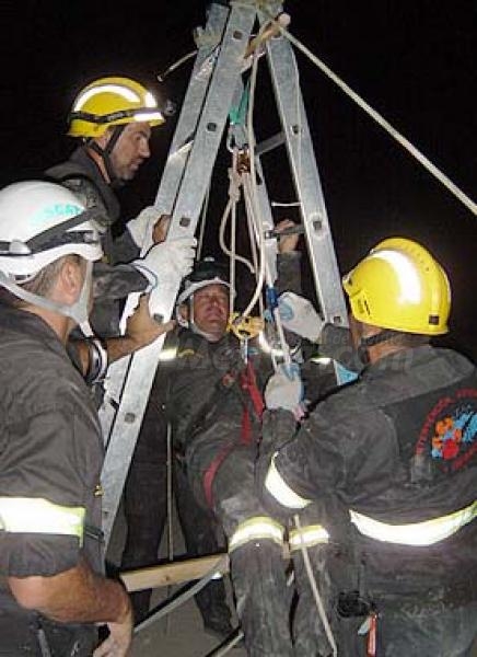 Los voluntarios de IAE y los pilotos de Alas Solidarias se hermanan por el prójimo