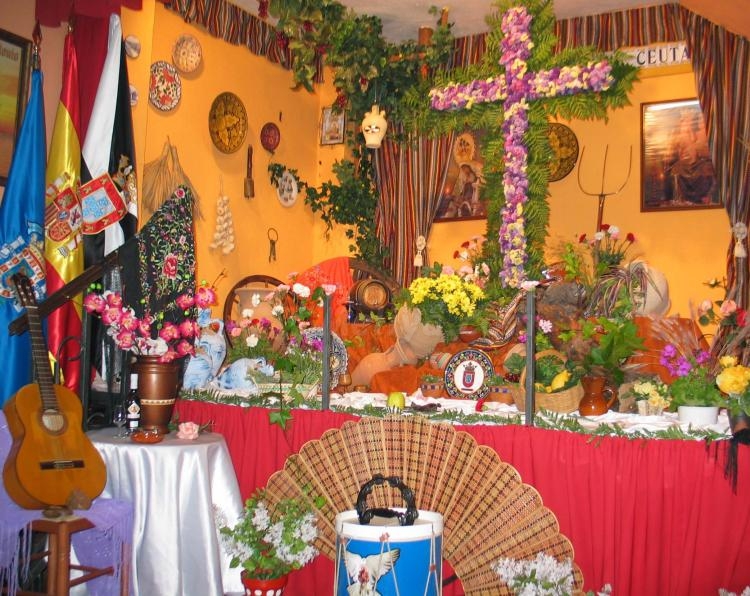 Los ceutíes de Melilla triunfan a lo grande en el concurso de Cruces de Mayo 2009