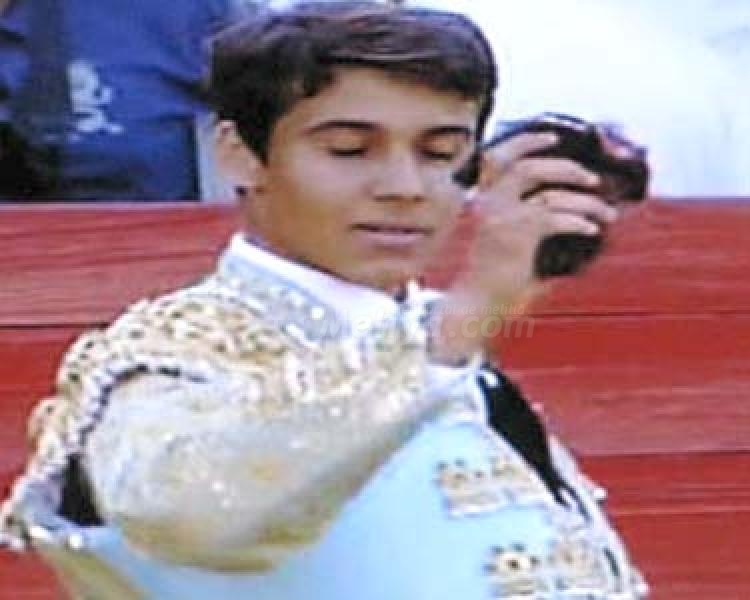Revolución en el toreo melillense con la firma de un joven estudiante llamado Adolfo Ramos