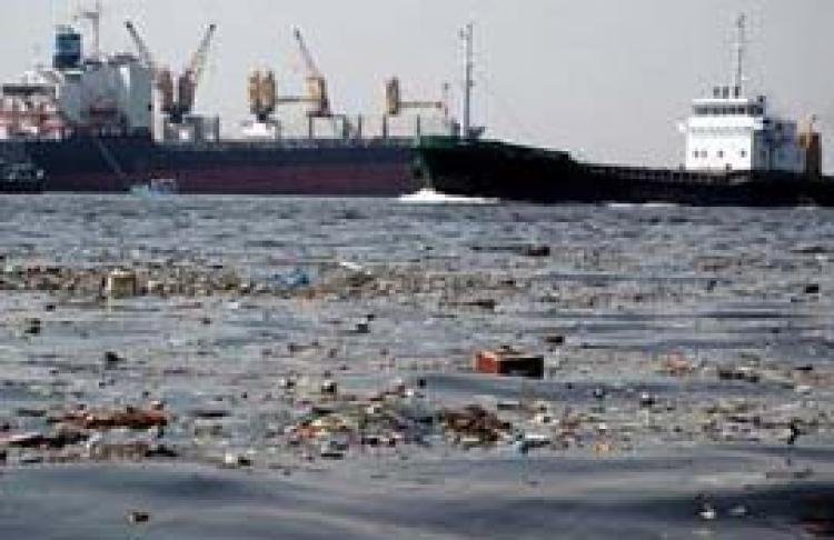 La costa melillense, como todo el Mediterráneo, amenazada por la contaminación
