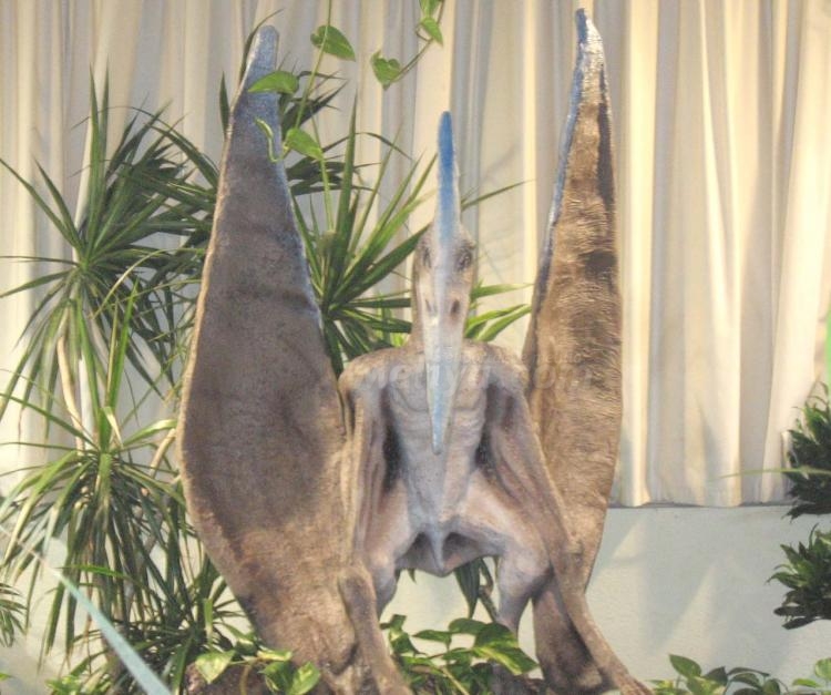 Viaje al maravilloso mundo de los últimos dinosaurios y los primeros seres humanos