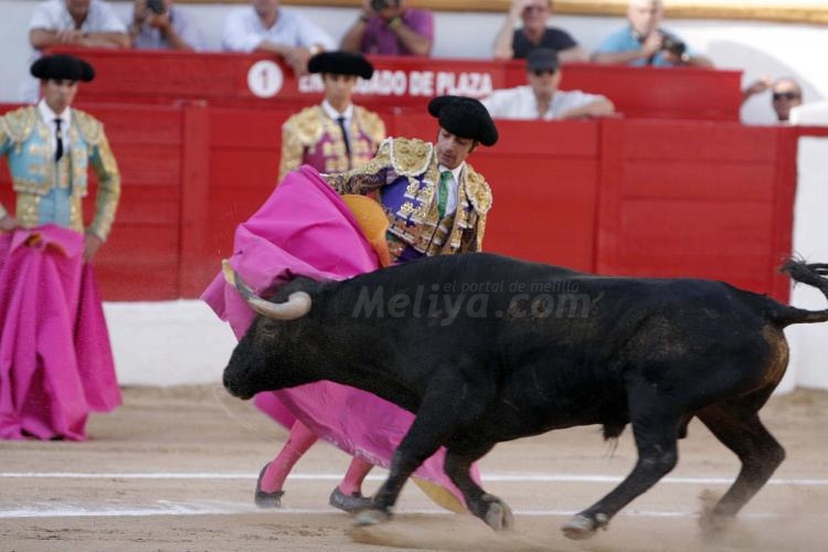 Crece la Melilla taurina en uno de los peores momentos de la Fiesta Nacional