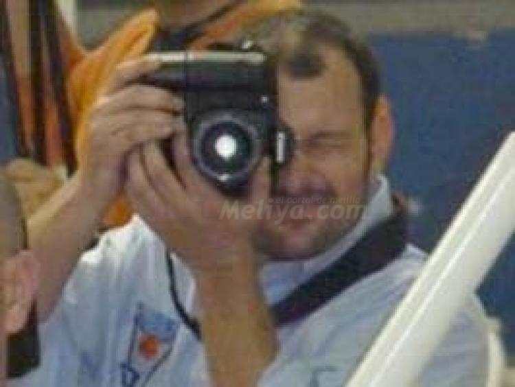 Manu Gavilá consigue el Trofeo Escultor Diago de los periodistas deportivos melillenses