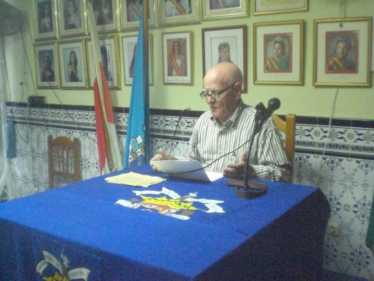 Ángel Cazorla acerca a los melillenses de Almería a la 'Literatura popular'