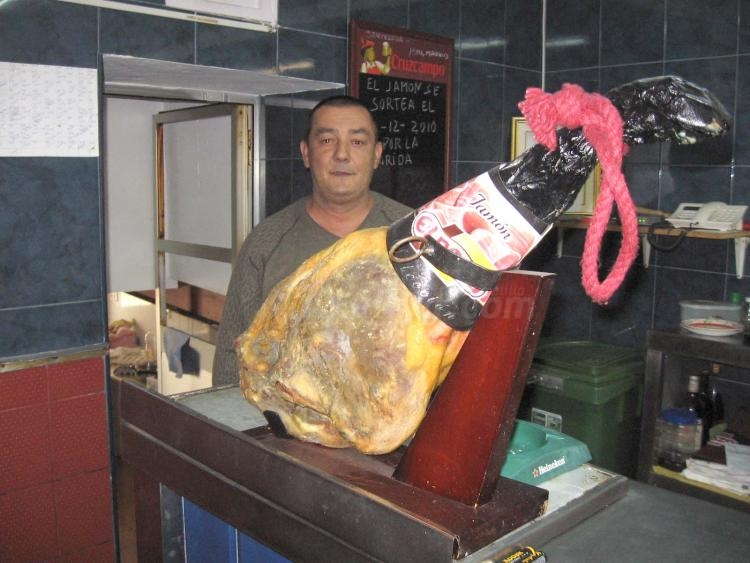 Pepe Bernabé, gastrónomo luchador al servicio de la Peña Colón