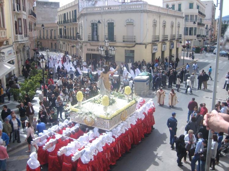 Melilla se engrandece el Domingo de Resurrección