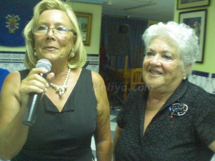 Los melillenses de Almería reciben al Otoño con aires veraniegos