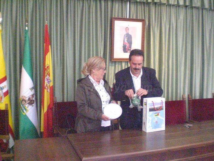 Fiñana y Melilla, hermanadas gracias a la eficaz gestión de la Casa de Melilla en Almería