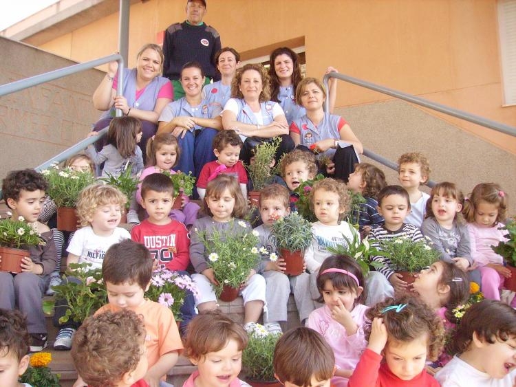 Jardineros de ¡dos añitos! se ejercitan en el Enrique Soler