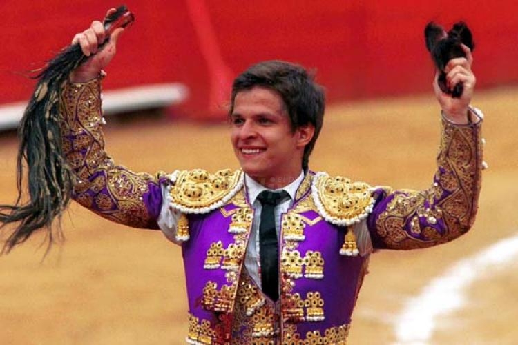 Ese día que tanto soñó el novillero melillense Adolfo Ramos