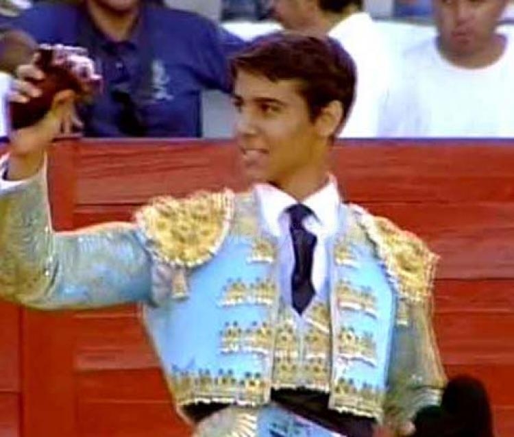 El sueño taurino del melillense Adolfo Ramos se convierte en realidad