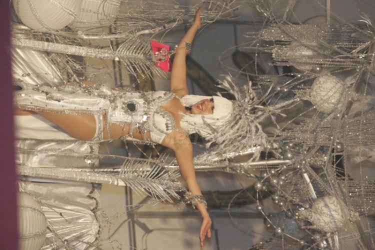 La deslumbrante Desireé Bautista Hamed se convierte en la Reina del Carnaval 2010