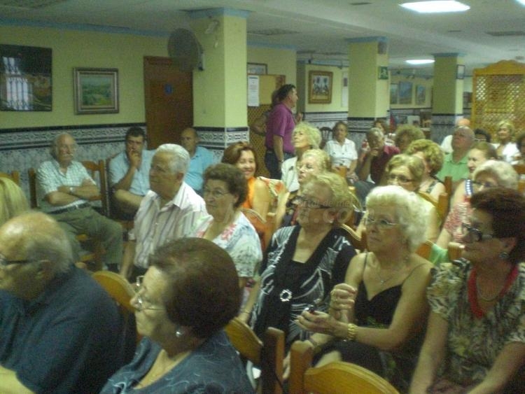 Ángel Cazorla acerca a los melillenses de Almería a la 'Literatura popular'