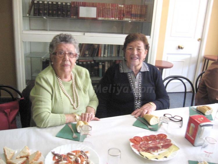 Hay gente para todo; 'Divina Providencia', sólo para veteranos