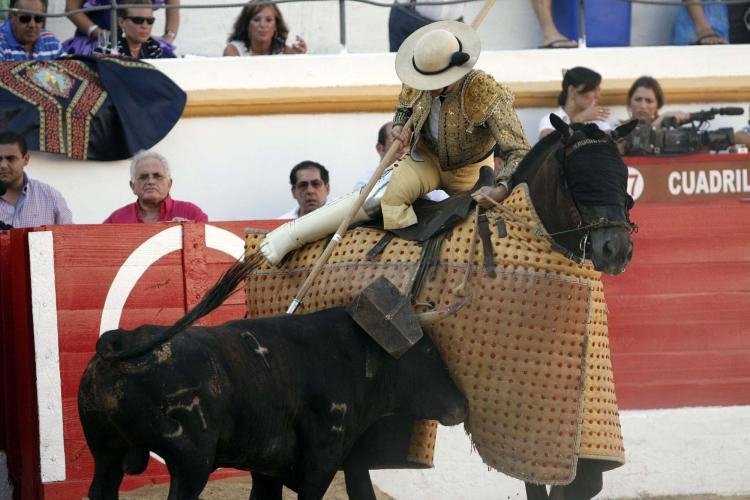 Crece la Melilla taurina en uno de los peores momentos de la Fiesta Nacional