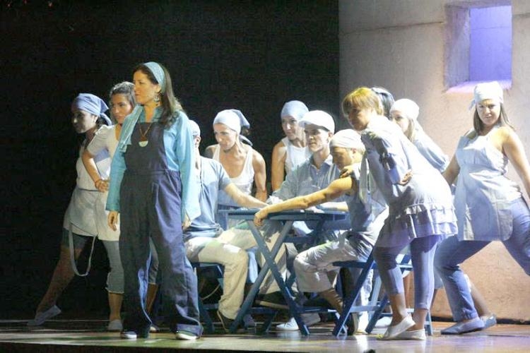 ¡Mamma Mia!, qué pelotazo de Bombalurina en el Palacio de Congresos