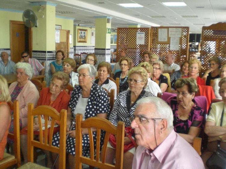 Música, poesía, arte en estado puro en la Casa de Melilla en Almería