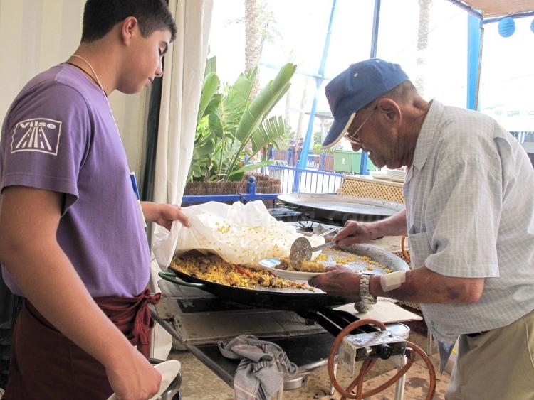 La Feria apacible, manejable, aunque menos comercial