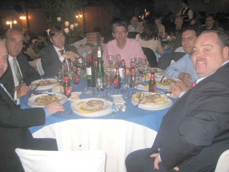 Las 'torres gemelas' crecen gracias al éxito de la Gran Gala de la APDM