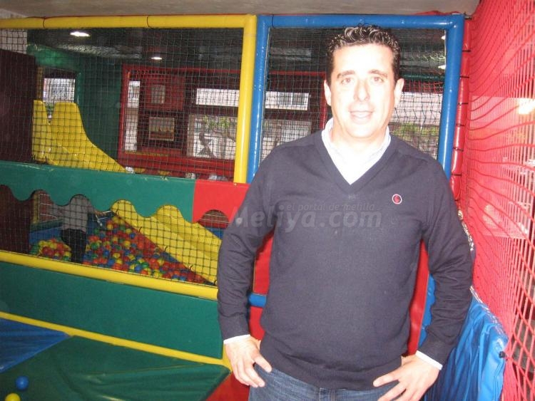'Entrecafés' y entre niños que se lo pasan 'pipa'