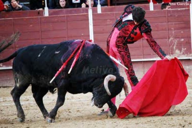 Francia y Melilla empatan en la promoción de la Fiesta Nacional