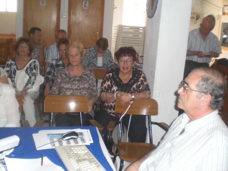 La Casa de Melilla en Almería desemboca en el mundo de la informática con su 'blog'