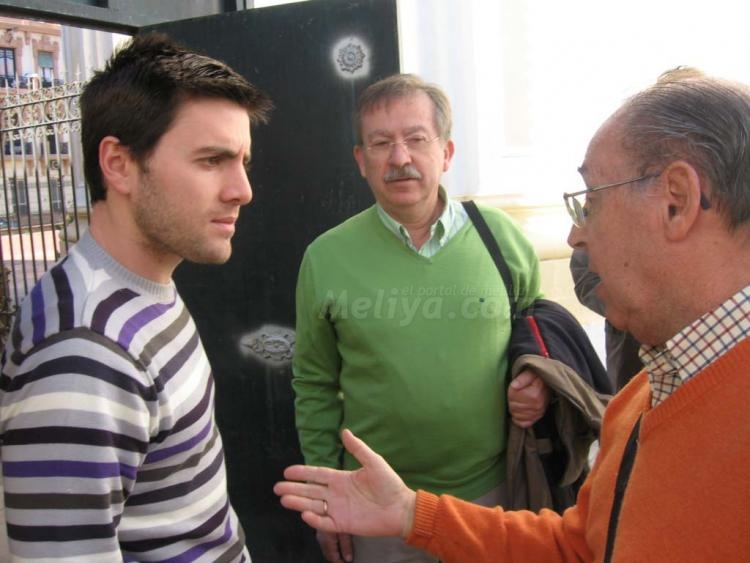 Cirujanos taurinos, visita de lujo a la 'Mezquita del Toreo'