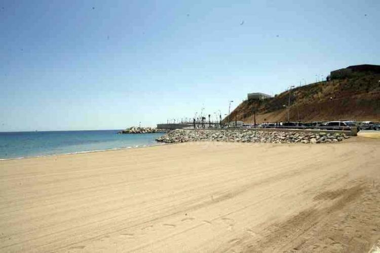 Acaba la Feria y los melillenses se olvidan de la playa