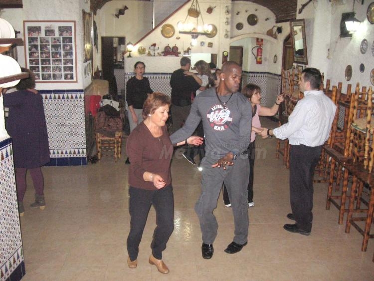 Melilla, ciudad que arde en salsa, merengue y bachata