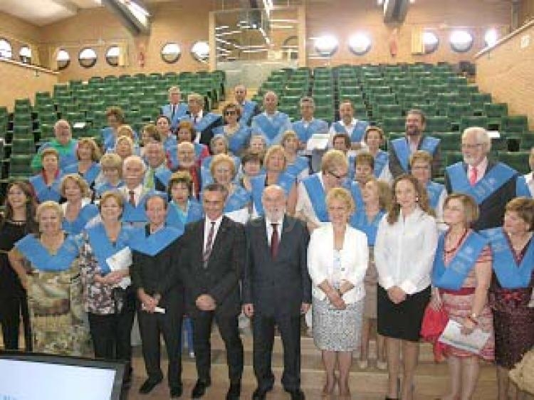 Mayores de 40 años que se incorporan a la Universidad ofreciendo veteranía